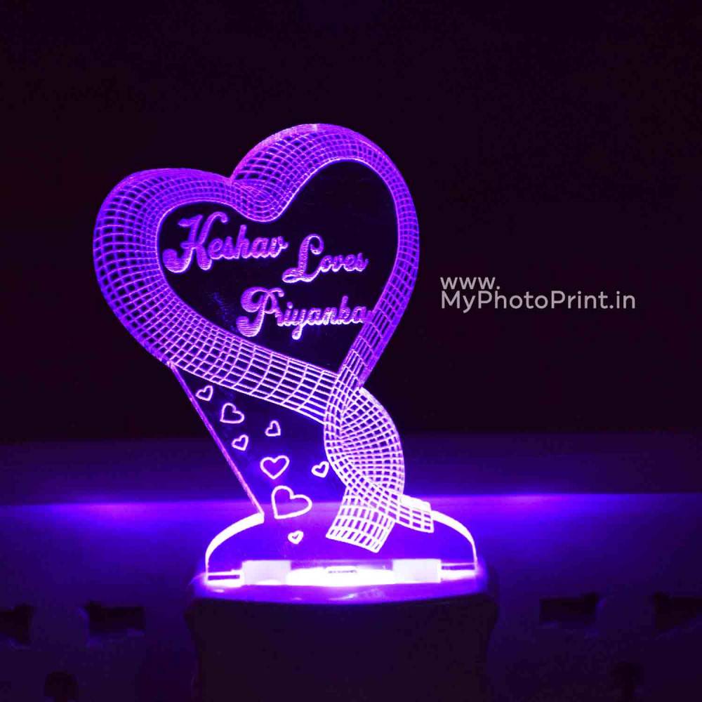 Gifts Byte Cute Couple Sitting on Wooden Bench with LED Light